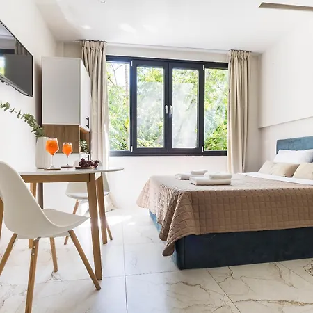 Aeons - Hotelia Hospitality Group Aparthotel 3*