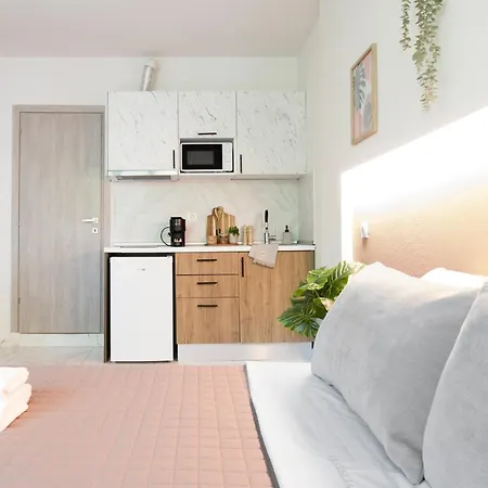 Aeons - Hotelia Hospitality Group Aparthotel 3*