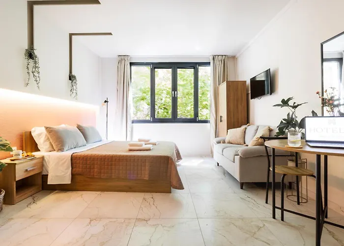 Aeons - Hotelia Hospitality Group 3*